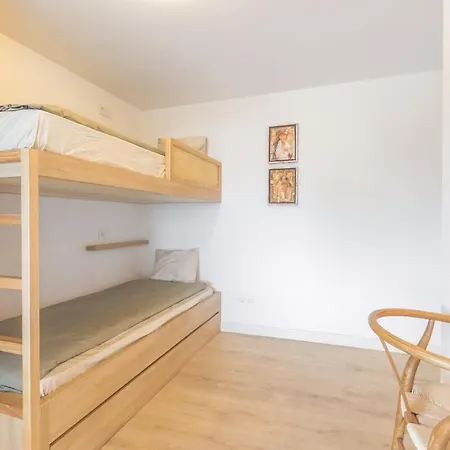 Oceanfront Lux Sleeps 9 Cascais