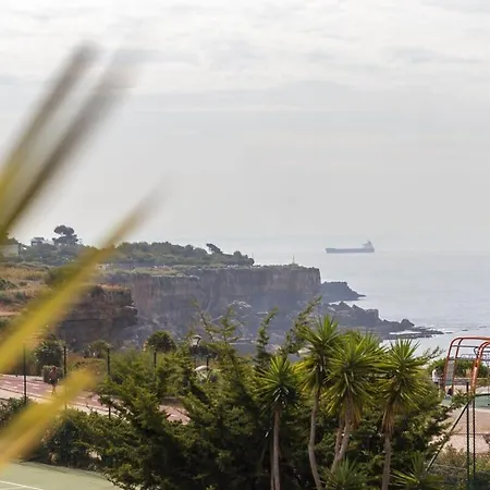 Oceanfront Lux Sleeps 9 Апартаменты *