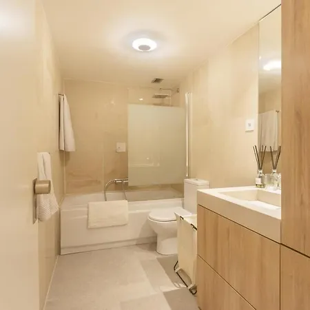 Oceanfront Lux Sleeps 9