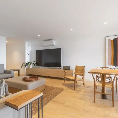 Oceanfront Lux Sleeps 9 Кашкайш