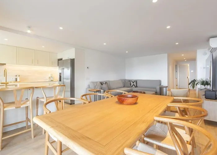 Appartamento Oceanfront Lux Sleeps 9 Cascais