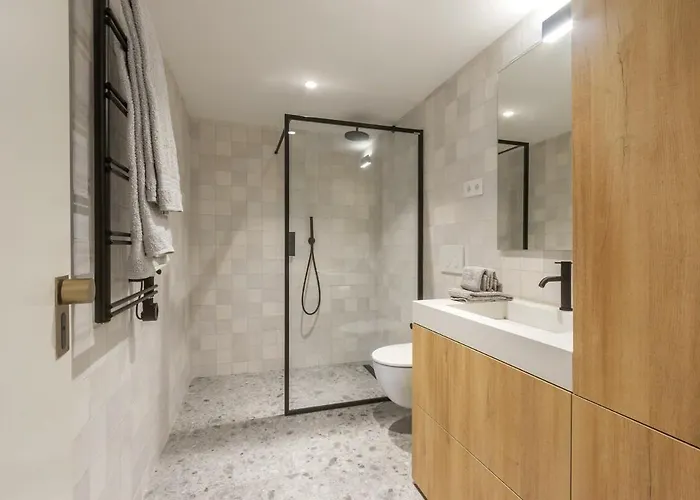Appartamento Oceanfront Lux Sleeps 9 Cascais