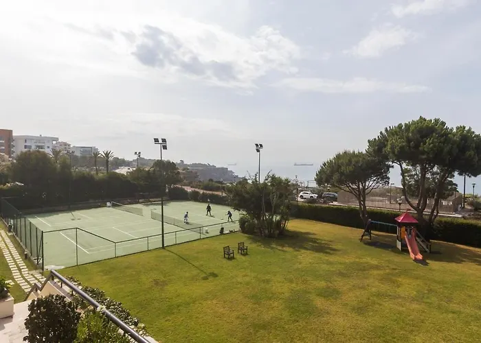 Oceanfront Lux Sleeps 9 Daire Cascais