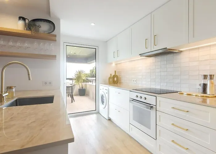 Daire Oceanfront Lux Sleeps 9