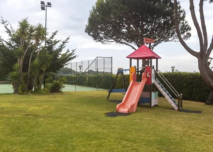 Oceanfront Lux Sleeps 9 Cascais