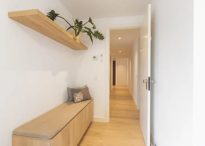 Oceanfront Lux Sleeps 9 * Cascais